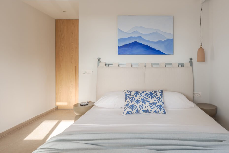 Room 1